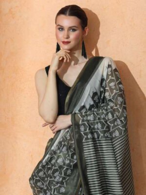 Kanmani Kesar White